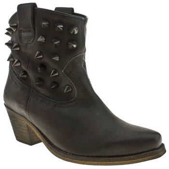womens schuh black wildfire western stud boots womens schuh black wildfire western stud boots