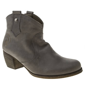 womens red or dead grey mountain boots womens red or dead grey mountain boots