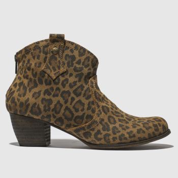 red or dead beige & brown mountain boots red or dead beige & brown mountain boots