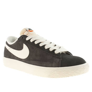 womens nike dark grey blazer low suede trainers womens nike dark grey blazer low suede trainers