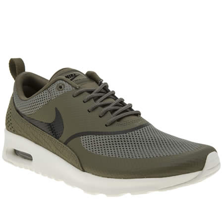 thea nike trainers