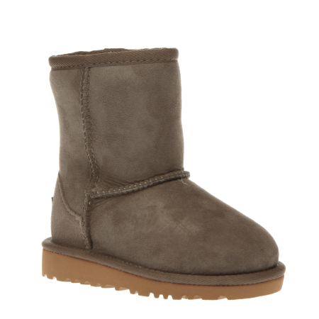 ugg australia classic unisex junior ugg australia classic unisex junior