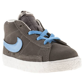 kids nike grey blazer mid vintage trainers kids nike grey blazer mid vintage trainers