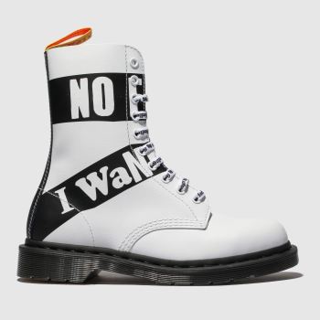 dr martens white & black 1490 10 eye x sex pistols boots dr martens white & black 1490 10 eye x sex pistols boots
