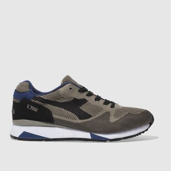 DIADORA STONE & BLACK V7000 WEAVE TRAINERS DIADORA STONE & BLACK V7000 WEAVE TRAINERS