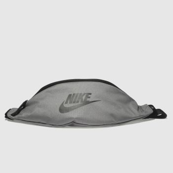 ACCESSORIES NIKE GREY HERITAGE HIP PACK ACCESSORIES NIKE GREY HERITAGE HIP PACK