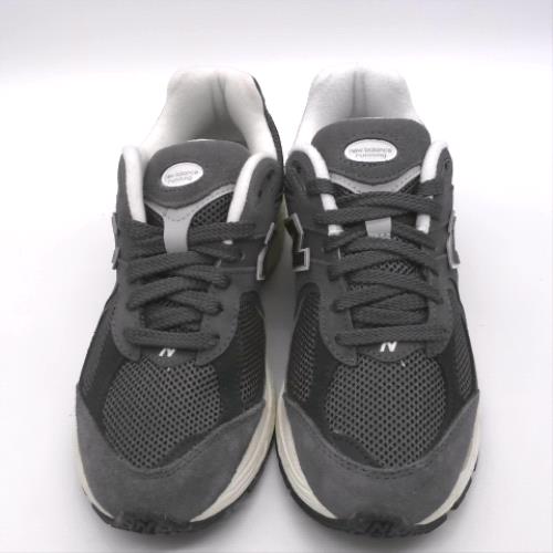 New Balance 2002r 1