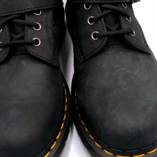 Dr Martens 1460 hardware 3