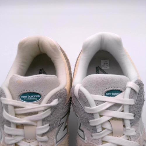 New Balance 2002 3