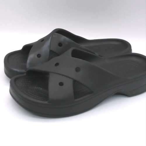 Crocs cross strap 2