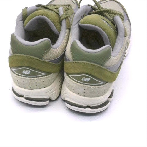 New Balance 2002r 3