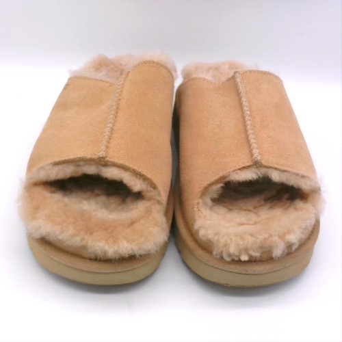UGG greenport slide 1