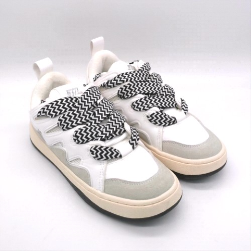 Steve Madden roaring skater 2