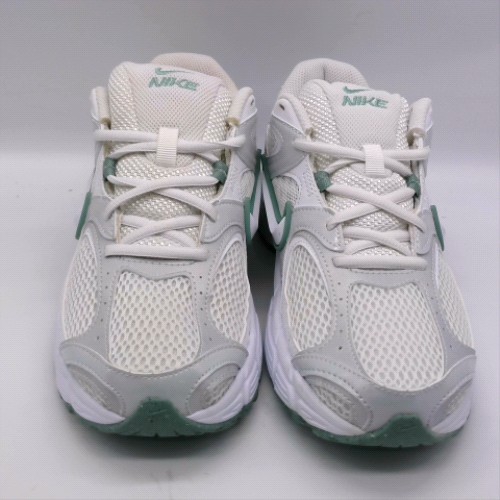Nike v5 rnr 1