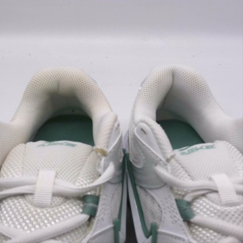 Nike v5 rnr 2