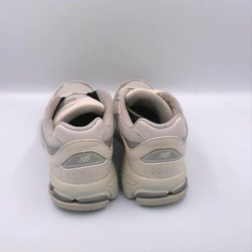 New Balance 2002 3