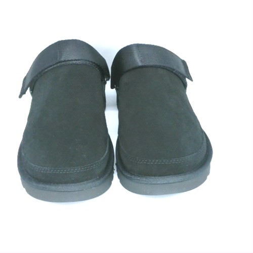 UGG goldencoast clog 1