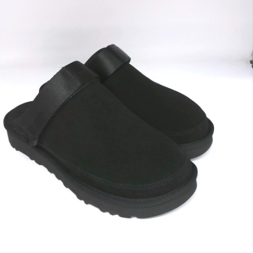 UGG goldencoast clog 2