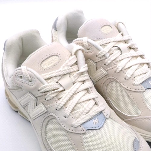 New Balance 2002r 3