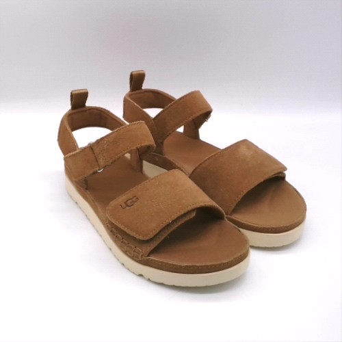UGG goldenstar 2