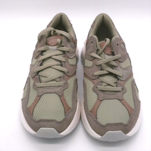 Nike al8 1