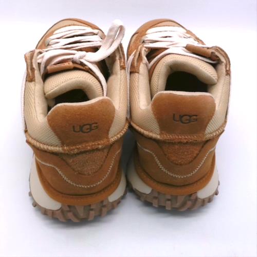 UGG retrofi low 3