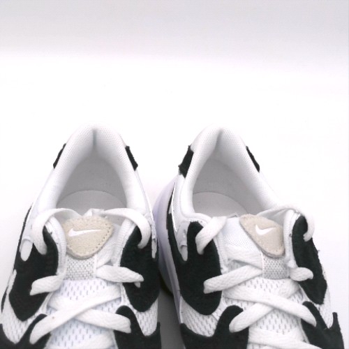 Nike al8 3