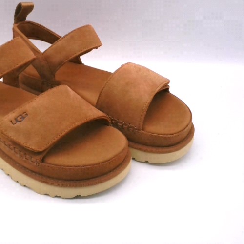 UGG goldenstar 2