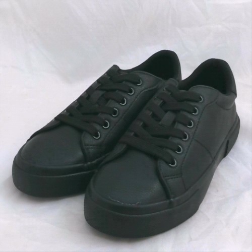 schuh nadine court 2
