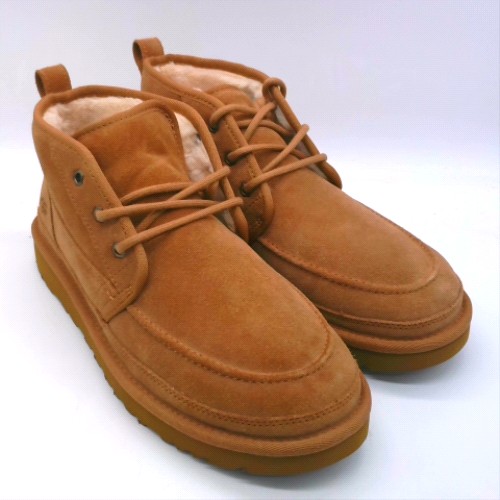 UGG Tan nuemel moc boots UGG nuemel moc 2