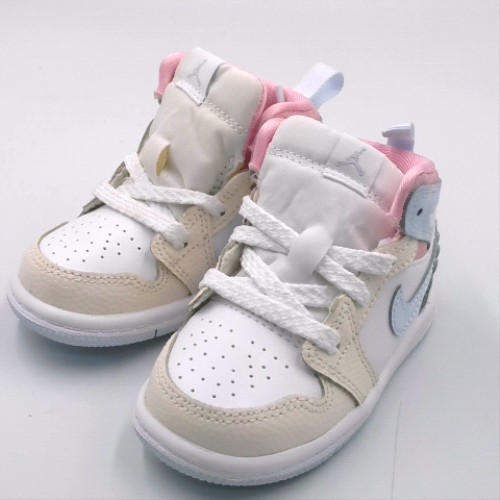 Nike Jordan 1 mid 3