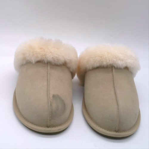 UGG Beige scuffette ii slippers UGG scuffette ii 1