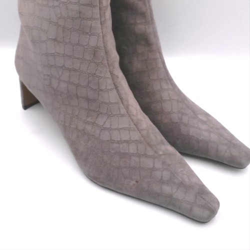 schuh bethal set back heel 2