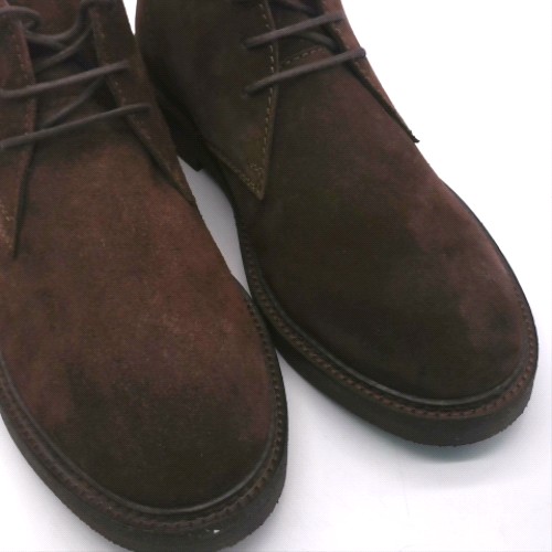 schuh Brown dale suede chukka boots schuh dale suede chukka 3