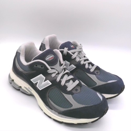 New Balance 2002 3