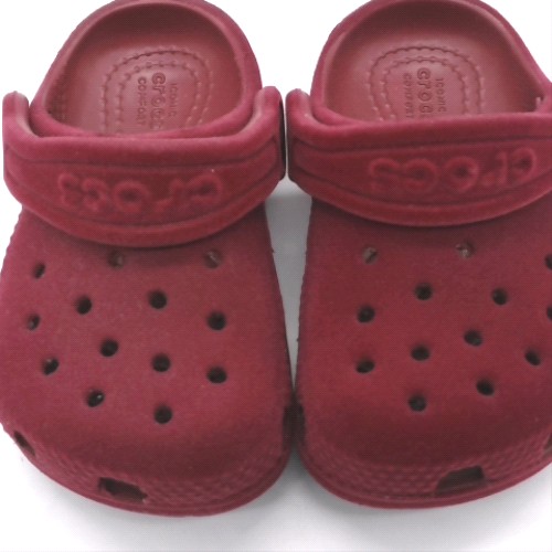 Crocs classic velvet clog 3