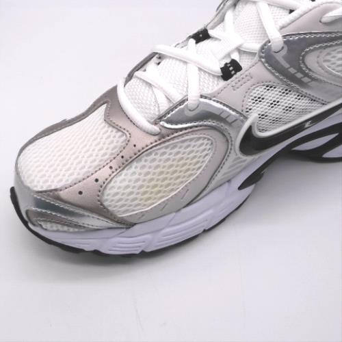Nike v5 rnr 3