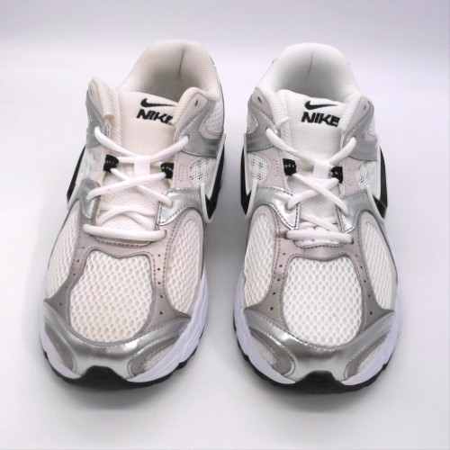 Nike v5 rnr 1