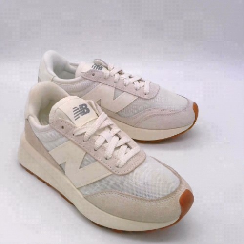 New Balance Light Grey 370 trainers New Balance 370 2