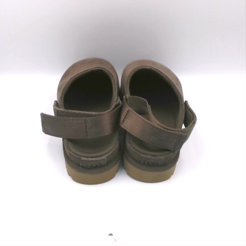 UGG goldenstar clog 3