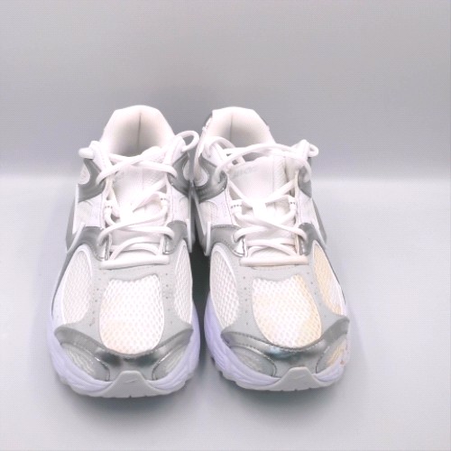Nike v5 rnr 1