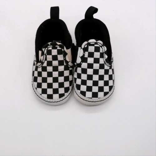 Vans Black & White slip-on v crib baby Vans slip-on v crib 1