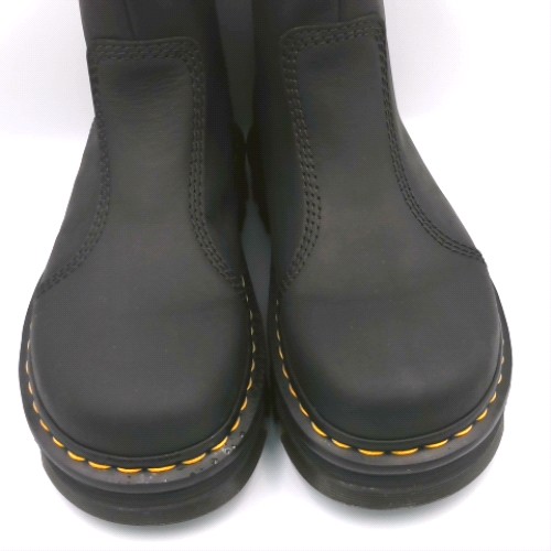 Dr Martens zebzag rigger 1