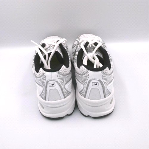 New Balance White & Silver 740 trainers New Balance 740 3