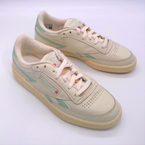 Reebok White & Green club c revenge trainers Reebok club c revenge 2