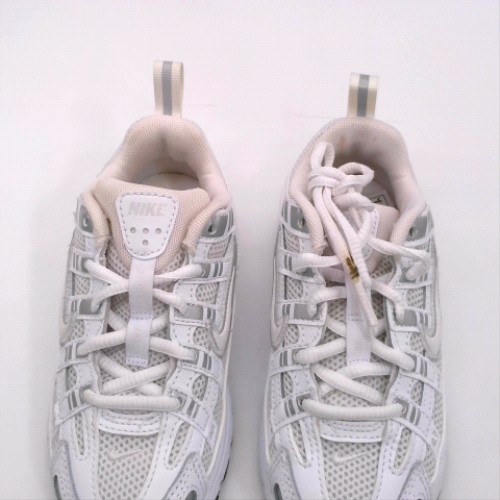 Nike White p-6000 junior Nike p-6000 3