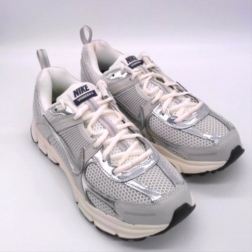 Nike Light Grey vomero 5 youth Nike vomero 5 2