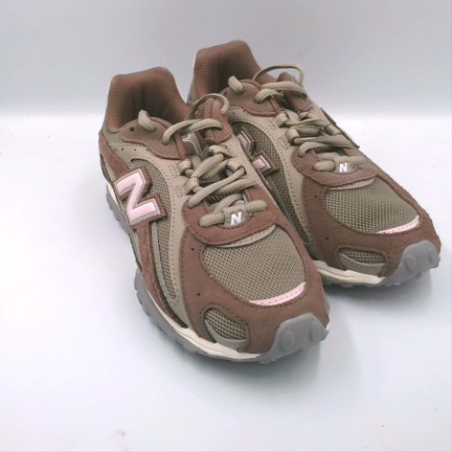 New Balance Brown Multi 204l trainers New Balance 204l 2