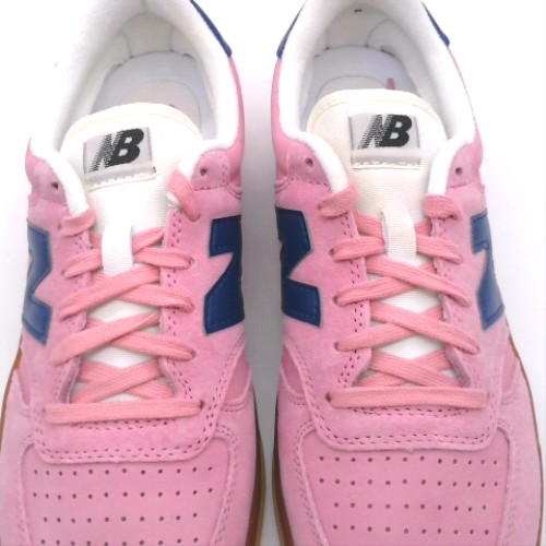 New Balance Pale Pink t500 trainers New Balance t500 3