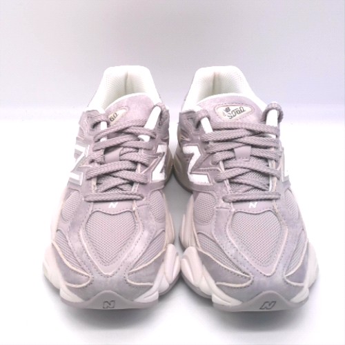 New Balance Light Grey 9060 trainers New Balance 9060 1